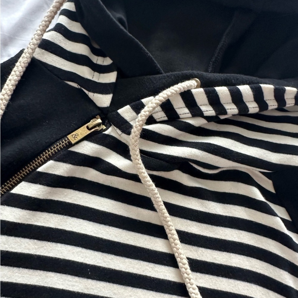 Ampersand black striped double hoodie. Large